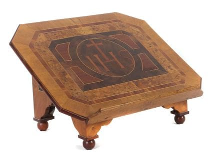 Bibelständer mit Jesus-Monogramm wohl 19. Jh., Les