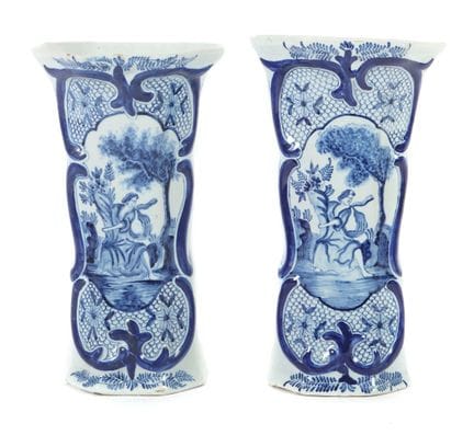 Pair of vases with blue-and-white decoration, Holl