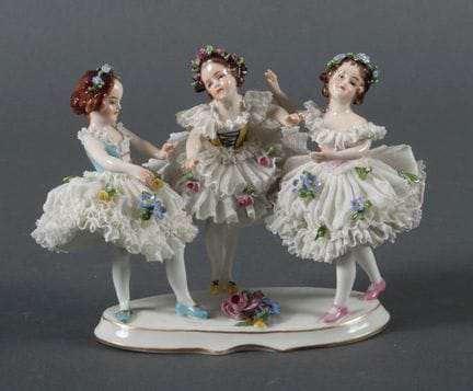 Ballet dancers Aelteste Volkstedt porcelain manufa