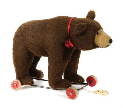 Ours brun sur roulettes Steiff, vers 1930/40, four