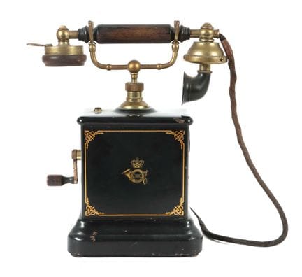 Teléfono de manivela, Alemania, hacia 1900, carcas