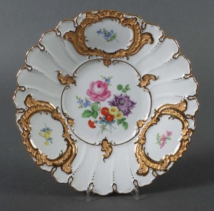 Small decorative plate with floral design, Meissen