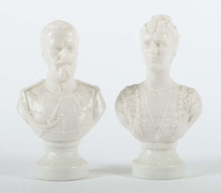 Pair of busts by Legras &amp; Cie., Verreries de S