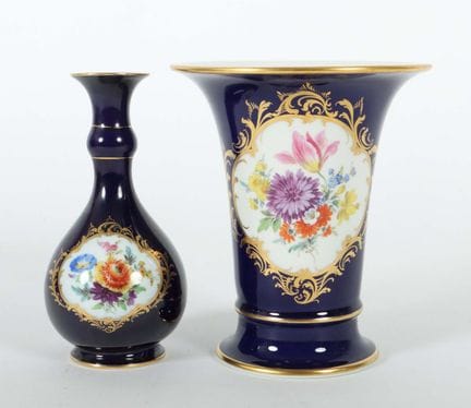 Two Meissen vases, 20th century. Glazed porcelain.