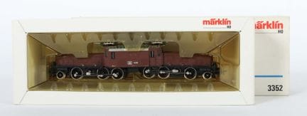 E-Lok ''Krokodil'' Märklin, 3352, H0, Kunststoff, 