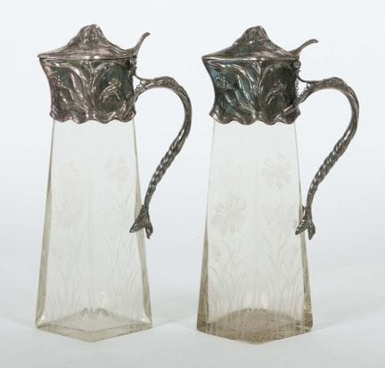 Pair of German carafes, circa 1900. Colorless glas
