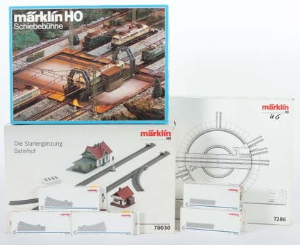 Lot d'accessoires ferroviaires Märklin, échelle H0