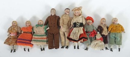 Lot de poupées de salon datant des années 1920, ch