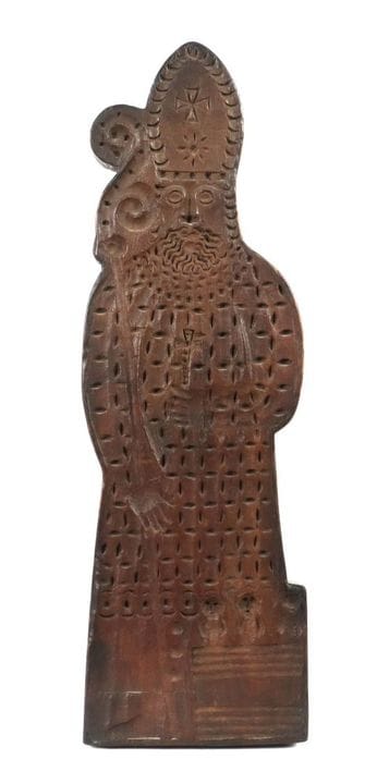 18th/19th-century model, fruitwood; large, deeply 