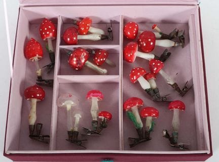 Conjunto de adornos para el árbol de Navidad, en s