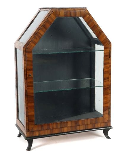 Tischvitrine 19. Jh., Nussbaum furniert, eintürige