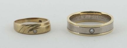 2 bagues des XXe et XXIe siècles, 1 bague en or ja