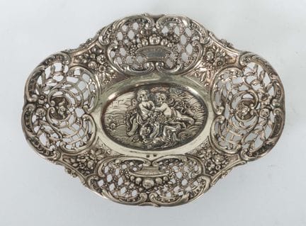 Four-lobed openwork bowl, probably from Hanau, cir