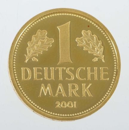 1德国马克金币，德国，2001年，999纯金，约12.02克，背面为联邦鹰图案，正面为面值和年份，直