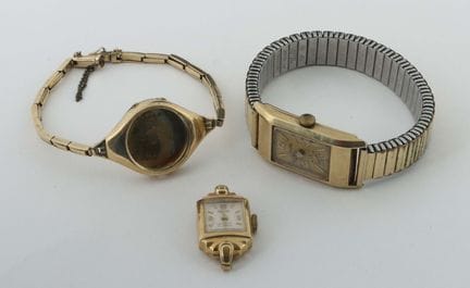 20世纪手表套装，含1只腕表、1条无机芯表带、1套带表壳但无表带的机芯，585黄金及非贵金属材质，弹