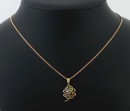 Collier avec pendentif, XXe siècle, collier avec p