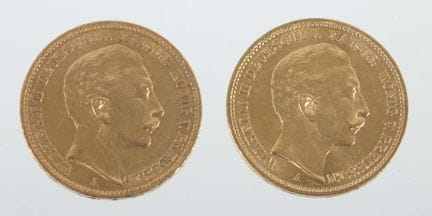 两枚德国20马克金币，铸造于1904年，纯度900，约15.90克，威廉二世（德意志皇帝兼普鲁士国王
