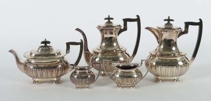 Walker &amp; Hall coffee and tea set, Sheffield, f