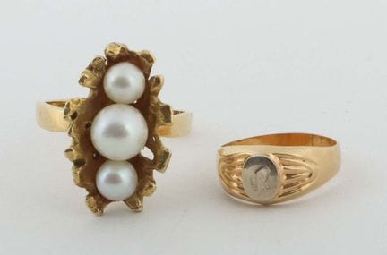 2 bagues en or du XXe siècle, 2 bagues en or jaune
