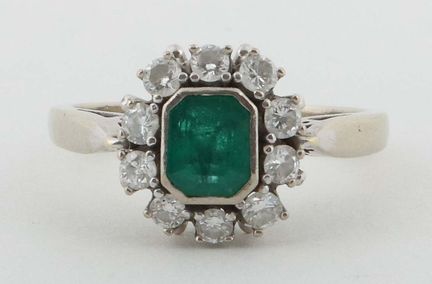 Bague avec émeraude 20e siècle, bague en or jaune/
