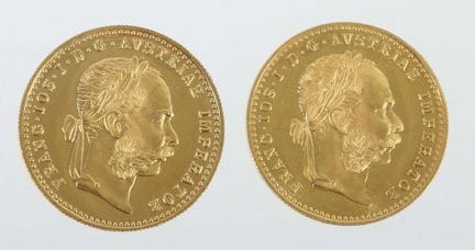 Two 1-ducat gold coins from Austria, dated 1915, 9