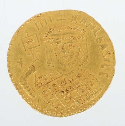索利杜斯金币，拜占庭，米哈伊尔三世（公元842-867年），约4.4克。有年代痕迹。