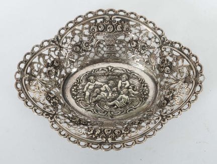 Four-lobed openwork bowl, probably from Hanau, cir