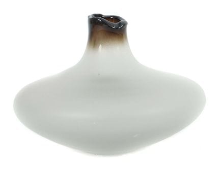 Vase de Jörg Zimmermann, vers 2000. Verre incolore