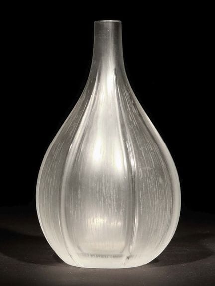 Vase de Gert Genter, 1977. Verre incolore soufflé 