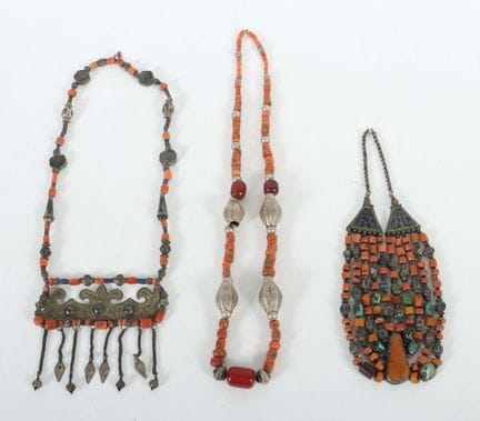 Necklace, long necklace, and chain with medallion 