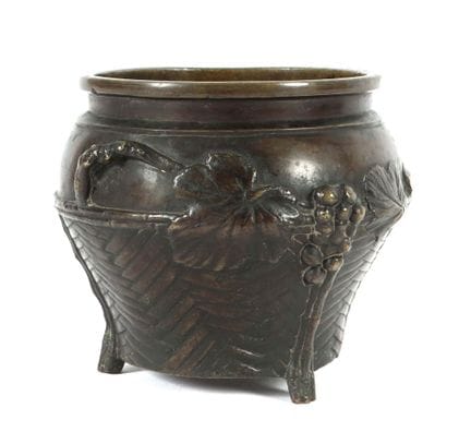 Small bronze pot, second half of the 19th century,