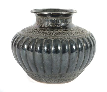 Vase à nervures, Inde, Kathiawar, milieu du XXe si