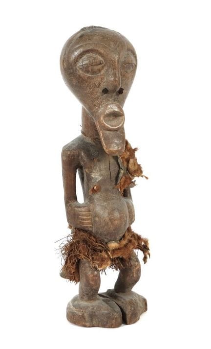 Nkisi des Songye D. R. Congo, bois sculpté, figure