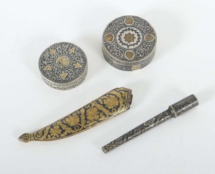 Set of small ethnological art objects from Afghani