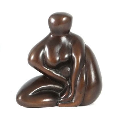 Sculpteur du XXe siècle. « La Femme accroupie », b