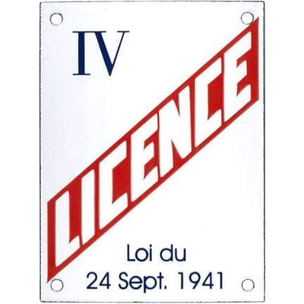 LICENCE IV (Pas de live sur ce lot - Merci de cont