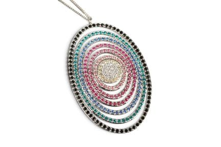 SWAROVSKI. Collier pendentif à disques ovales et c