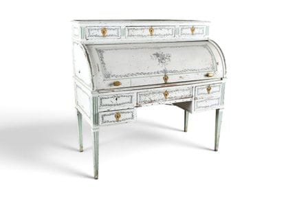SECRETAIRE à cylindre à décor relaqué crème à rech