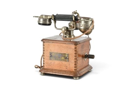 ANCs ETABts HERMAN LACHAPELLE. Téléphone vintage v