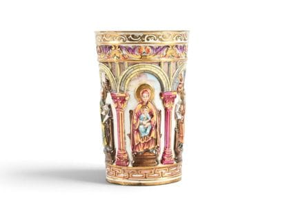 CAPPO DI MONTE. Vase en porcelaine polychrome à dé