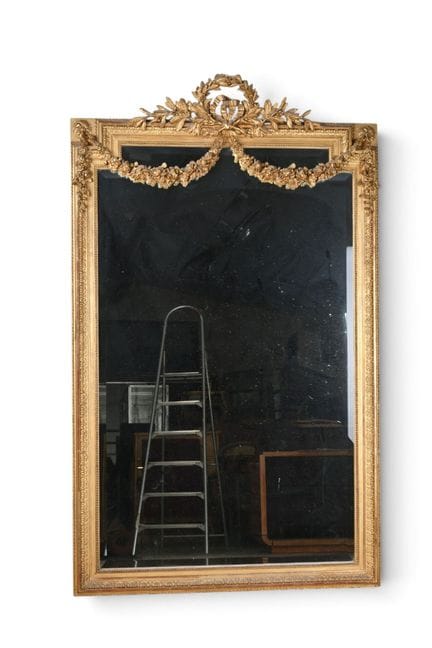 MIROIR de CHEMINEE en bois sculpté et stuc doré le