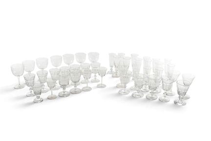ENSEMBLE comprenant divers VERRES en cristal ou ve
