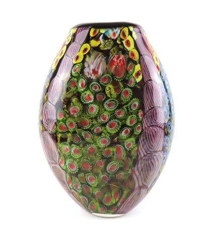 Murano-Glas. Große, längliche Vase mit einem Dekor a