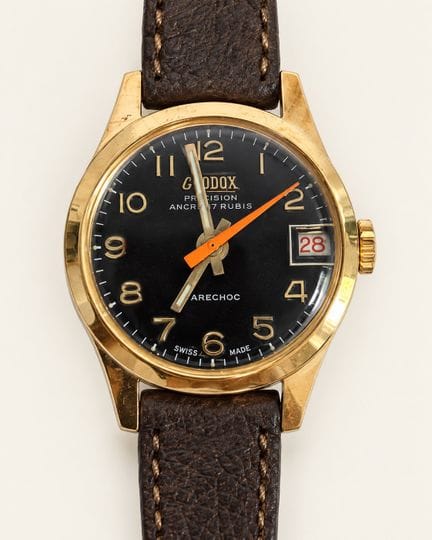 Montre Omax
- Marque : Omax
- Modèle : Omodox
- Ge