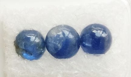Pierre précieuse "Gemstone" - Saphir

Couleur : Bl