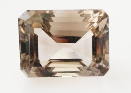 Piedra preciosa «Gemstone 2» - Cuarzo ahumado

Col
