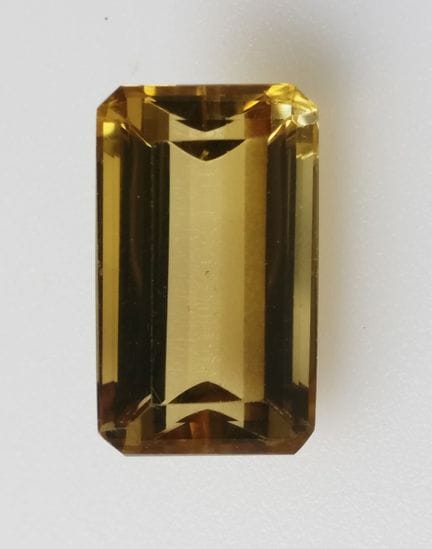 Pietra preziosa "Gemstone 2" - Citrino

Colore: Gi