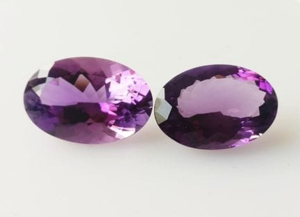 Pietra preziosa "Gemstone 2" - Ametista

Colore: V