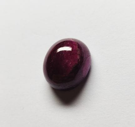 Pietra preziosa "Gemstone 2" - Rubino

Colore: Ros