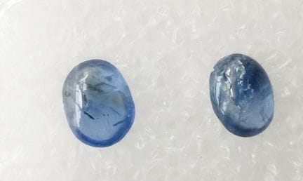 Pierre précieuse "Gemstone" - Saphir

Couleur : Bl